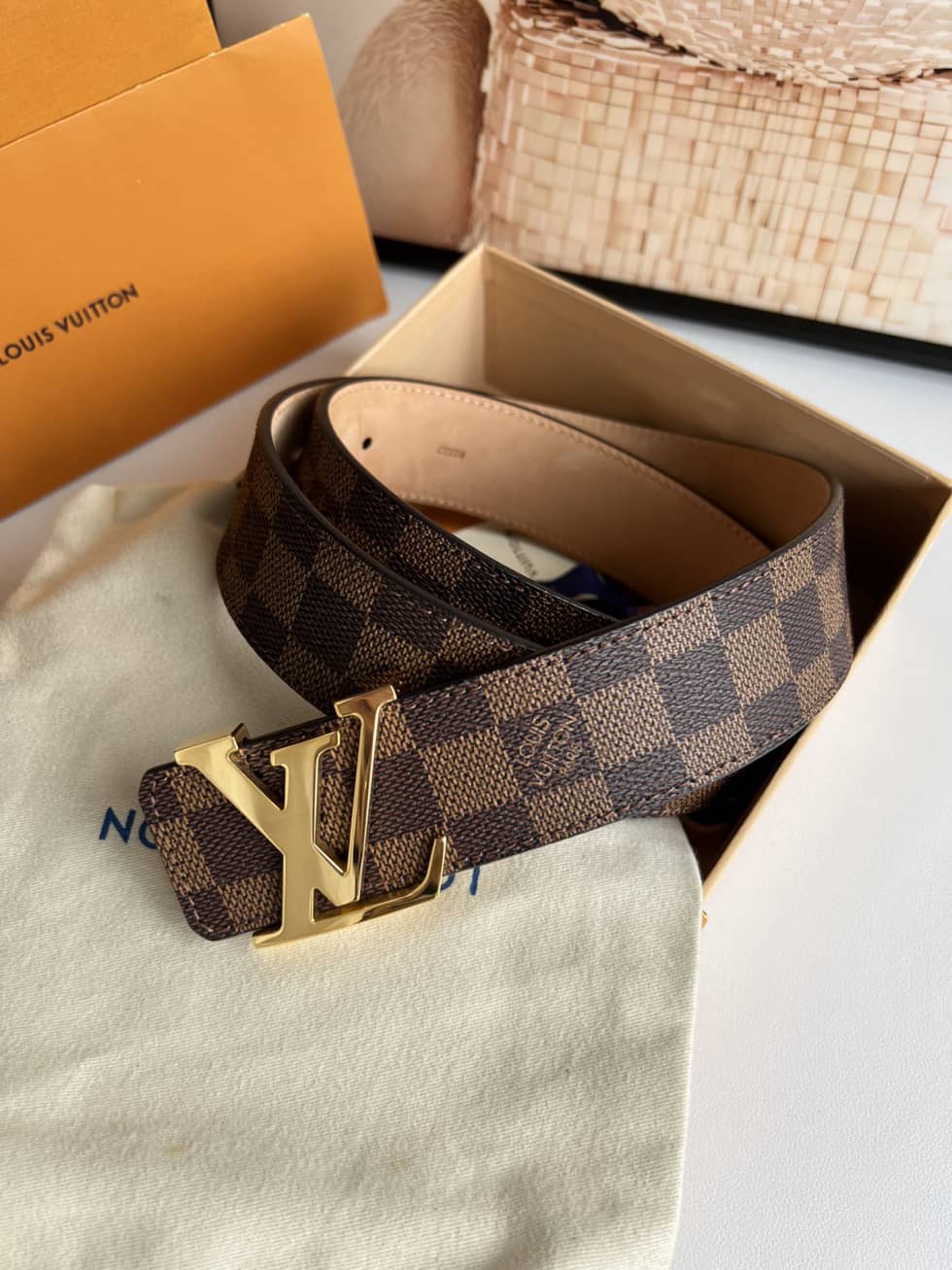 loubelt599_1