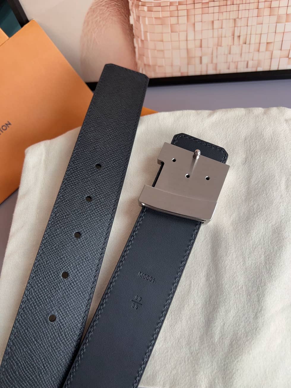 loubelt602_8