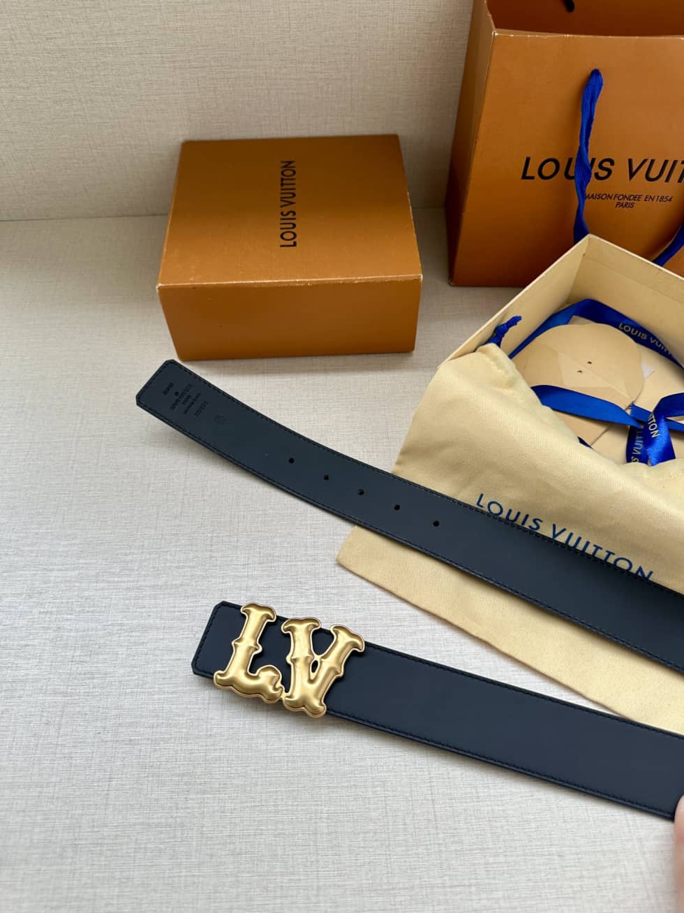 loubelt87_8