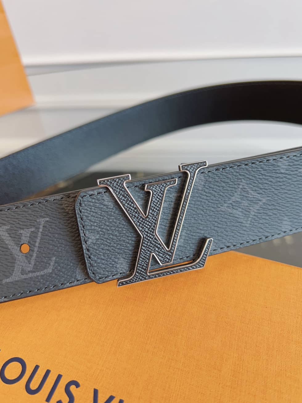 loubelt99_4